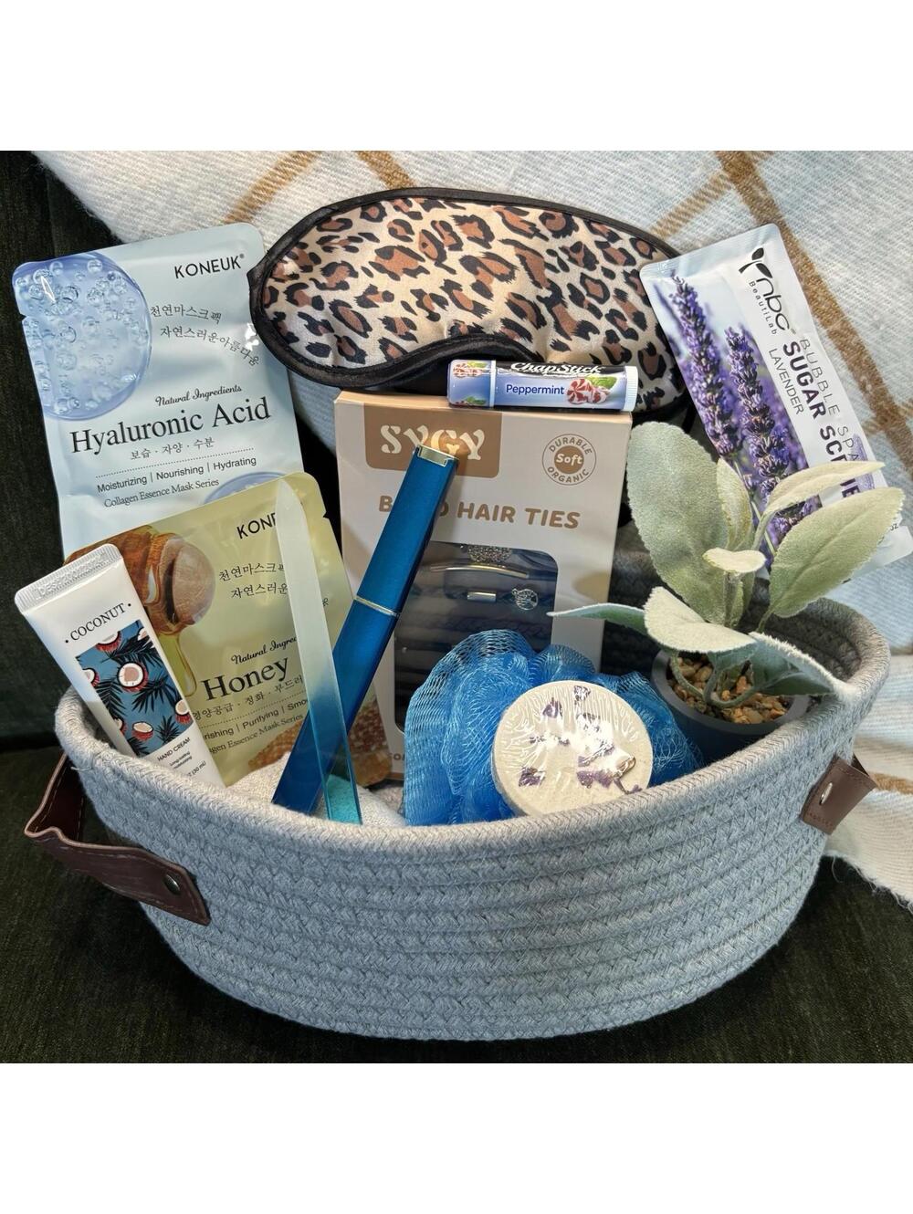 Day Spa Gift Basket, Bath and Body Relaxation Thinking of You Present